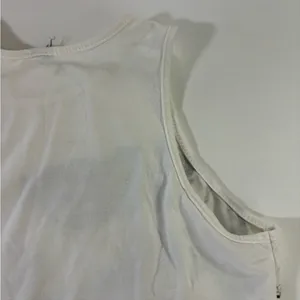Women's Graphic Crop Top thumbnail 5