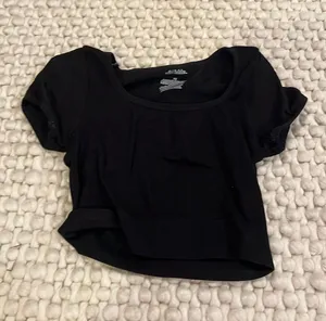Black Target Top Crop Ribbed thumbnail 1