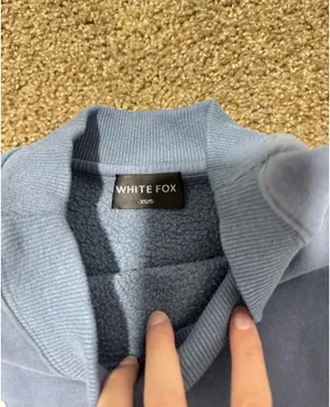 White Fox Boutique thumbnail 2