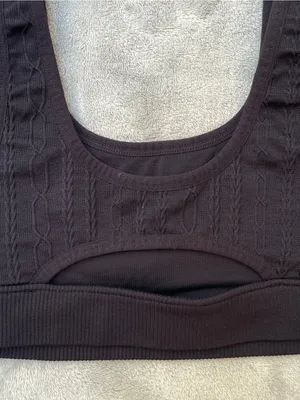 ALO Yoga cable knit black sports bra yoga Pilates gym activewear running size XS thumbnail 6