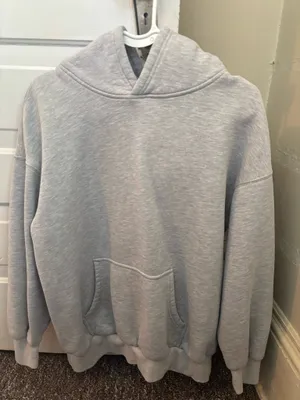 Amazon Sweatshirt thumbnail 1