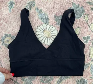Aritzia bra  thumbnail 1
