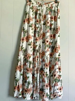 Mi Ami by Francesca’s Hibiscus Printed Maxi Skirt M thumbnail 1