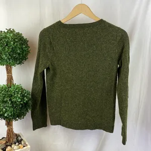 J Crew Green Teddie Long Sleeve Crewneck Sweater M thumbnail 2