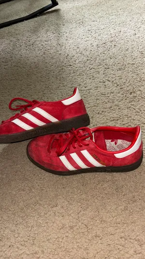 Red Adidas Spezials thumbnail 2