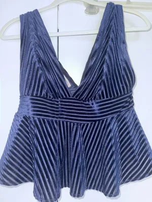 Urban Outfitters Top thumbnail 2