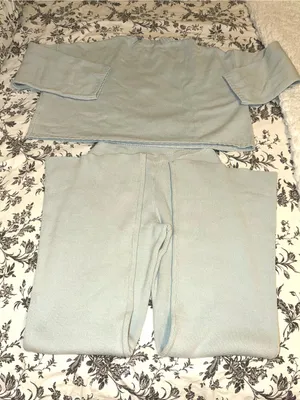 Women’s "2 piece knit Going Offline" lounge Set Sz MD thumbnail 7
