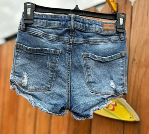 Venice Mid Rise Distressed Shorts Size 3 thumbnail 3