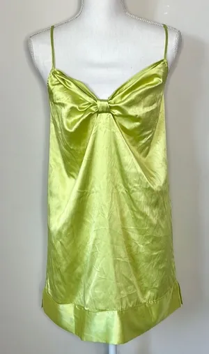 Victoria’s Secret Satin Slip thumbnail 1