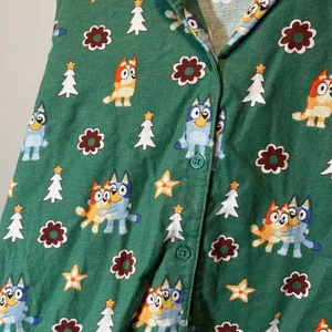 Hanna Andersson Bluey Christmas Flannel Pajama Set Green Women's Small 2 Piece thumbnail 4