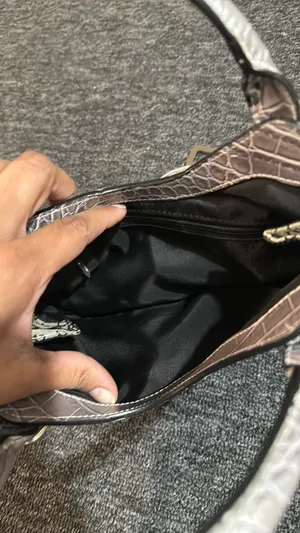 Guess Small Handbag thumbnail 5