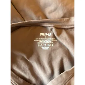 SKIMS Fits Everybody Long Sleeve Bodysuit Umber 4X NWT thumbnail 2