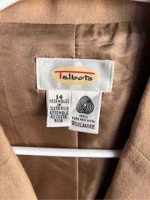Talbots Women's Beige-Tan Single-Breasted Blazer with Gold Buttons 14 thumbnail 2