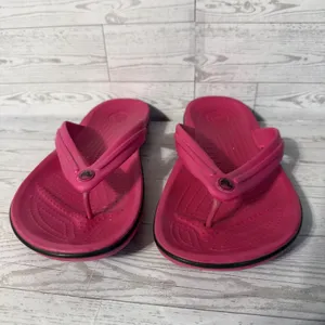 Crocs Classic II Flip Flop Shoes Pink Unisex Sandals Size Men 7 Women 9 206119 thumbnail 2