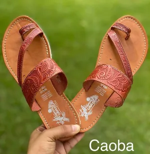 Artesanias Camila Huarache tooled Leather sandal Boho Hippie VTG Mexican style thumbnail 1