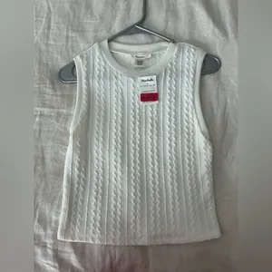 URBAN Romantics White Knit Top thumbnail 1