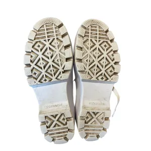Converse Chuck Taylor All Star Lugged High Top White Womens Sneakers Shoes Sz 7 thumbnail 4