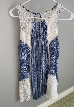 Dress thumbnail 2