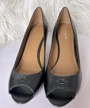 Coach Delilah Peep Toe Heel Size 8B. thumbnail 1