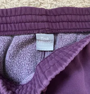 Aritzia TNA boyfriend sweatpants thumbnail 2