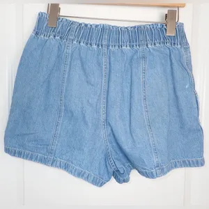 Madewell Denim Pul-On Paperbag Shorts in Bunten Wash size 26 thumbnail 2