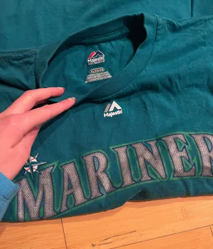 Mariners T thumbnail 3