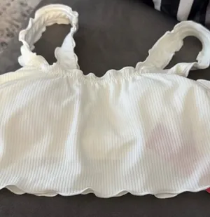 Xhilaration White Ribbed Ruffle Bikini Set thumbnail 6