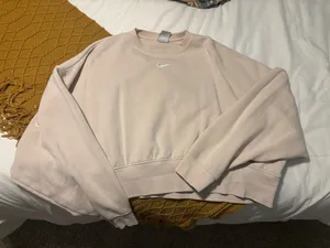 Cropped Nike Sweatshirt thumbnail 1