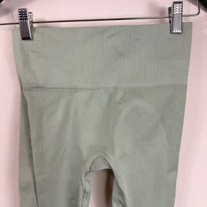 SET Active Seamless‎ High Waist Leggings Sage Green Athleisure Workout Size XS/S thumbnail 4