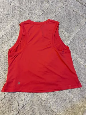 Coral/pink lululemon tank top size 4 thumbnail 2