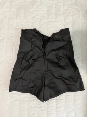 Windsor Leather-like Shorts thumbnail 2