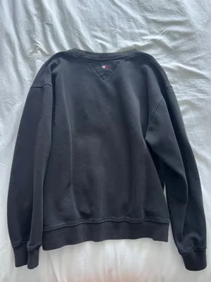 Black Tommy Hilfiger golf crewneck thumbnail 3
