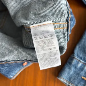 Old Navy Denim Jacket M Relaxed Classic Medium Wash Trucker Fall Layering Preppy thumbnail 11