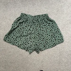 SHEIN Green and Black Dalmatian High Waisted Shorts thumbnail 2