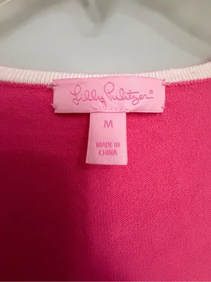 Lilly Pulitzer V-Neck Sweater in Hot Pink- Medium thumbnail 5