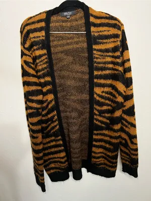 Witty Fox Tiger Animal Print Fuzzy Open Front Cardigan Sweater Black Brown thumbnail 2