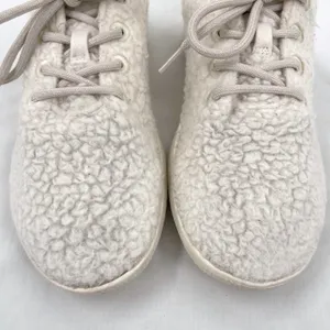 Allbirds Wool Sneakers Runner Fluffs White Merino Wool Athletic Shoes US Size 9 thumbnail 5