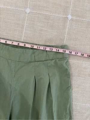 High-Rise Wide Leg Trousers in Olive Green thumbnail 5