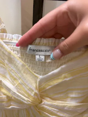 Francesca’s Flowy Top thumbnail 2
