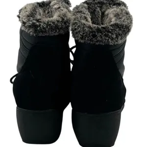WEATHERPROOF Boots Women's Size 9 Black Linda Faux Fur Lace Up Snow Winter Shoes thumbnail 3