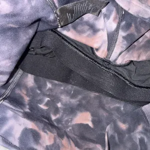 Lululemon Athletic Gym Key Balance Tank Diamond Dye Grey Pink Bra Crop Top Sz 8 thumbnail 13