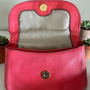 Michael Kors Crossbody Bag Womens Small Coral Pink Pebbled‎ Leather Gold Chain thumbnail 10