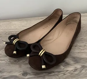 Escada Brown Suede Bow Ballets Flats Gold 37.5 Size 7.5 thumbnail 1