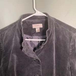 LOFT‎ Velvet Blazer Grey size 4 business casual thumbnail 4
