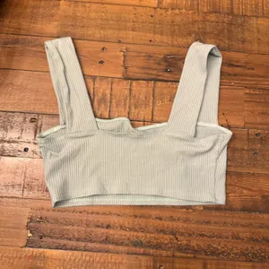 REFORMATION Ozzie Crop Tank‎ thumbnail 5