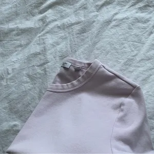 Aritzia villa pink besthug little ribbed tshirt thumbnail 4