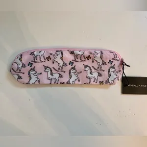 Kendall & Kylie - Unicorn Print Multi Use Zipper Pouch - BNWT! thumbnail 2