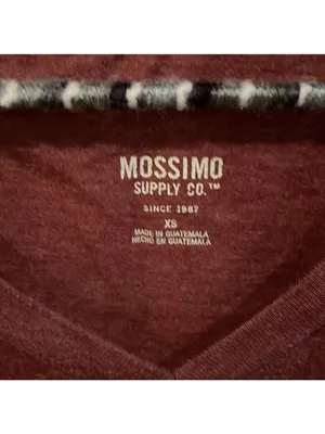 Mossimo Supply Co v neck t shirt size XS thumbnail 2