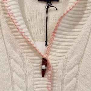 Jacquie The Label Tarrah Cable Knit Toggle Button Cream Cardigan Pink Trim thumbnail 3