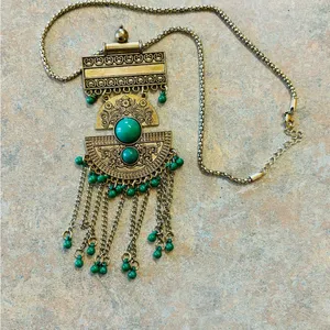Like NEW Boho Oriental inspired jewelry piece faux jade festive necklace thumbnail 5